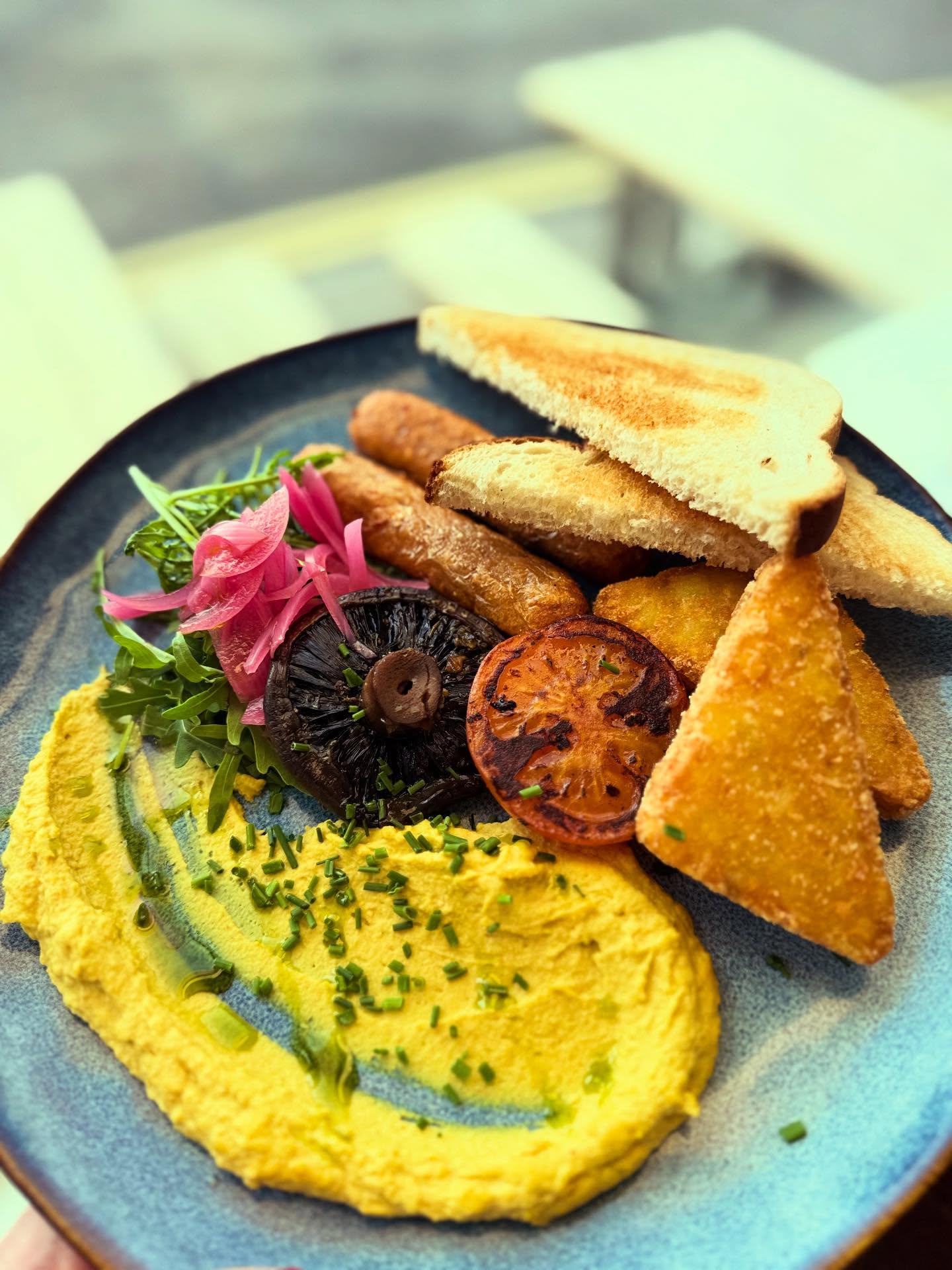 Breakfast and lunch at Beachcove Cafe